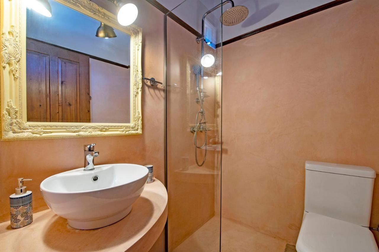 Saint Artemios Boutique Hotel Rhodes City Buitenkant foto