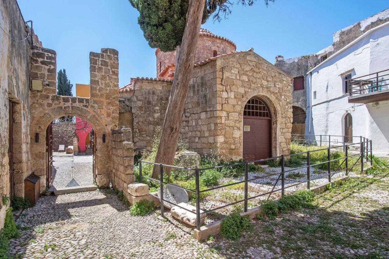 Saint Artemios Boutique Hotel Rhodes City Buitenkant foto